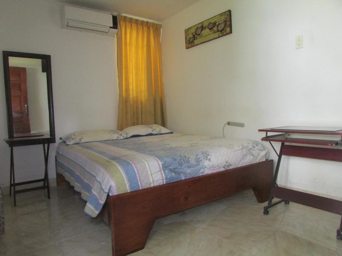 Posada Hostal Miss Marlly San Andres  Exterior photo